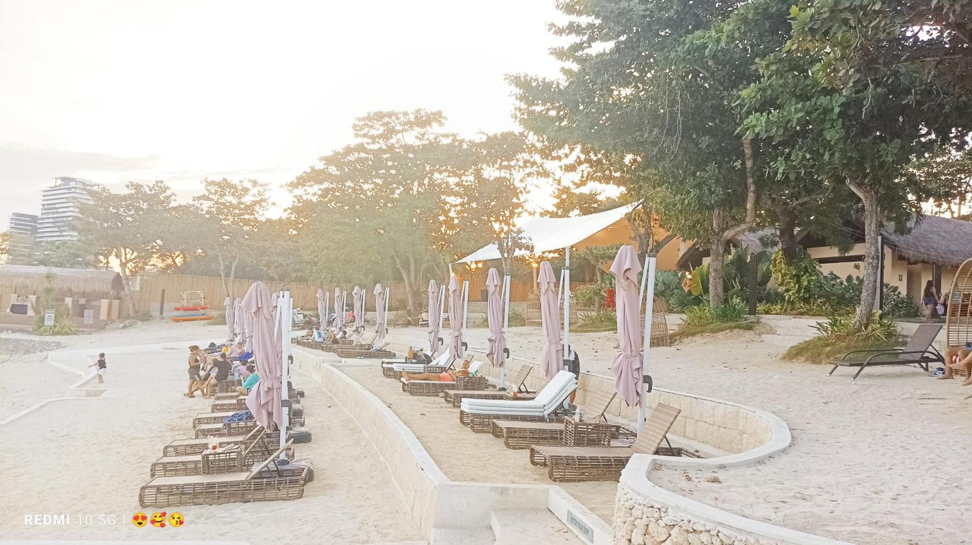 Mactan Newtown Beach Condo Lapu-Lapu City Exterior photo