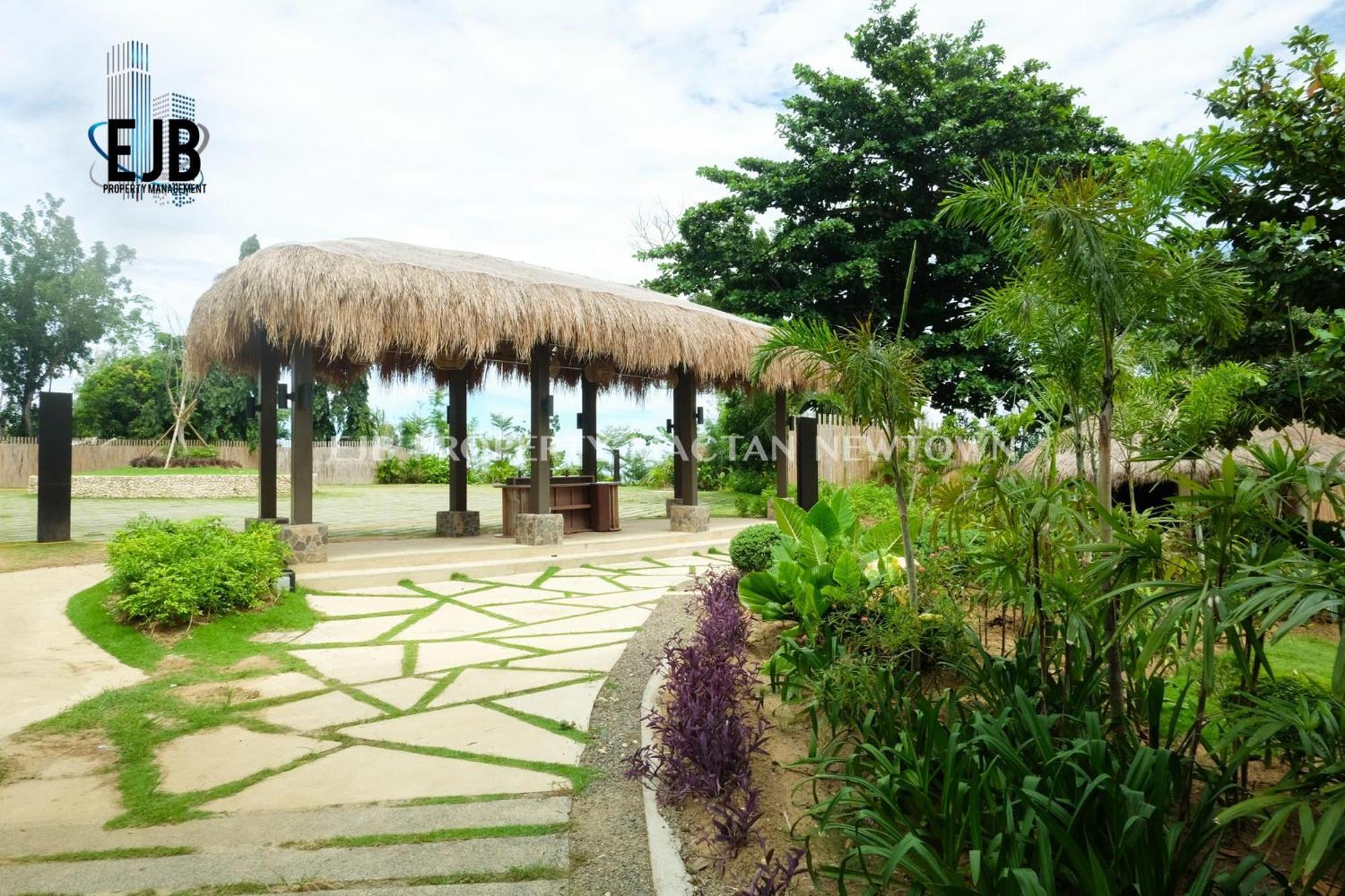 Mactan Newtown Beach Condo Lapu-Lapu City Exterior photo
