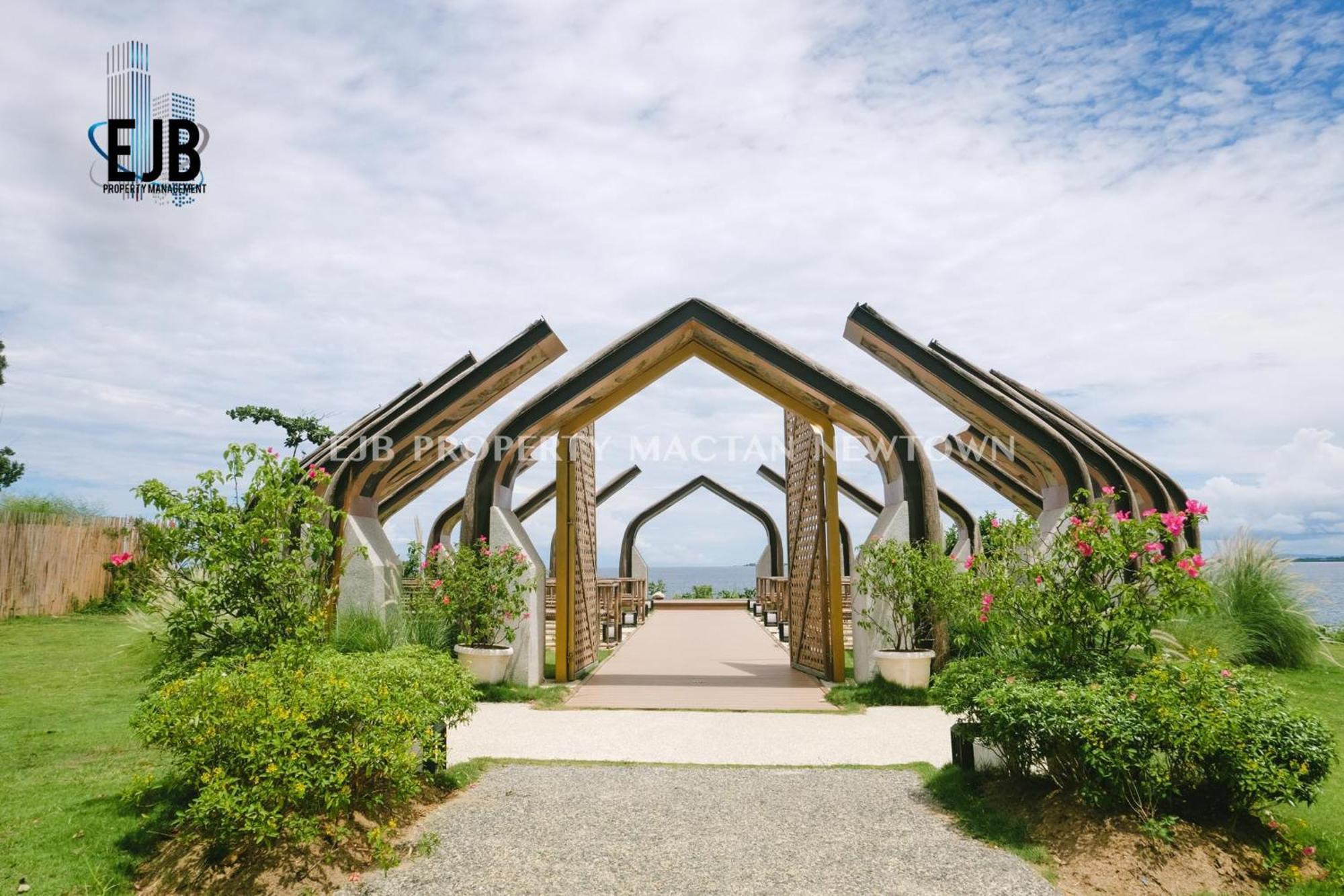 Mactan Newtown Beach Condo Lapu-Lapu City Exterior photo